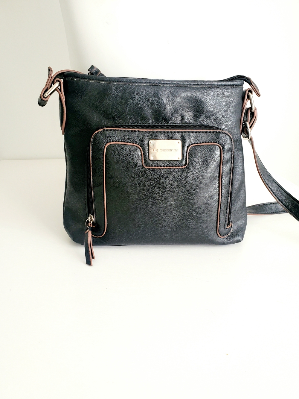 Liz Claiborne Black Crossbody Bag with Brown Trim - Y2K